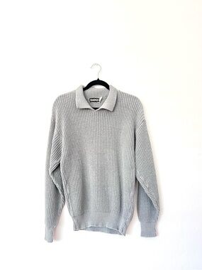 Badge Vintage Knit Collar Sweater